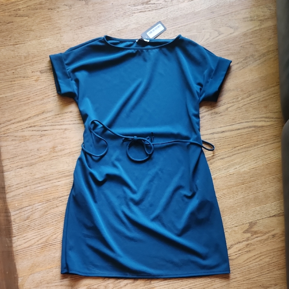 White Birch Blue Sheath Mini Dress